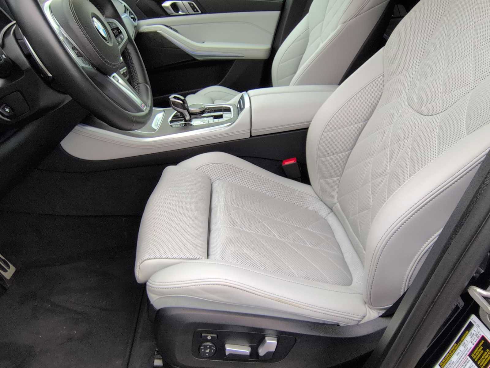 Certified 2023 BMW X5 xDrive40i w/ M Sport Package image 17