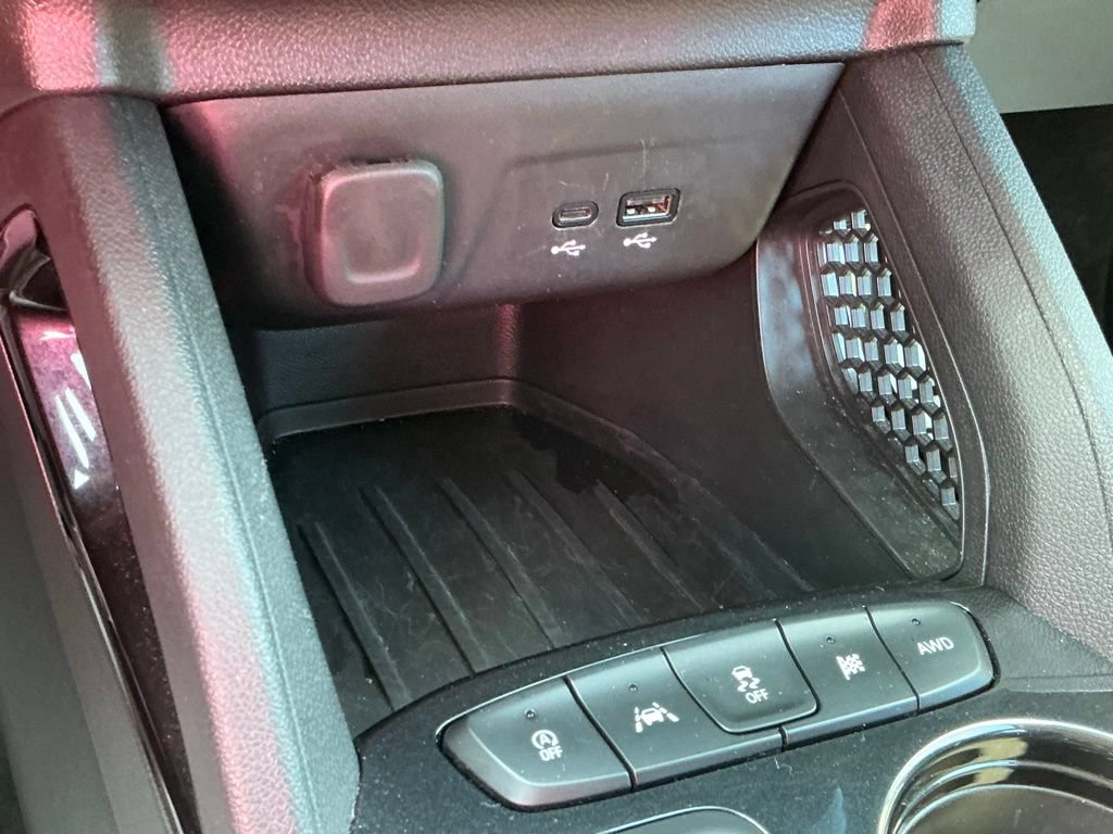 Used 2025 Chevrolet TrailBlazer LT AWD/4WD image 37