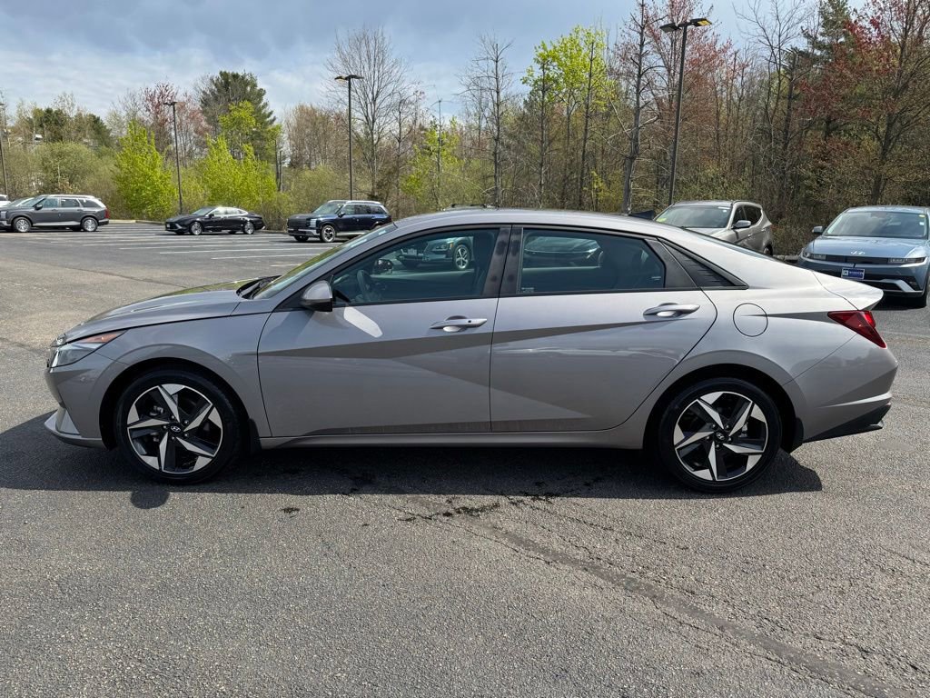 Certified 2023 Hyundai Elantra SEL w/ Convenience Package FWD image 15