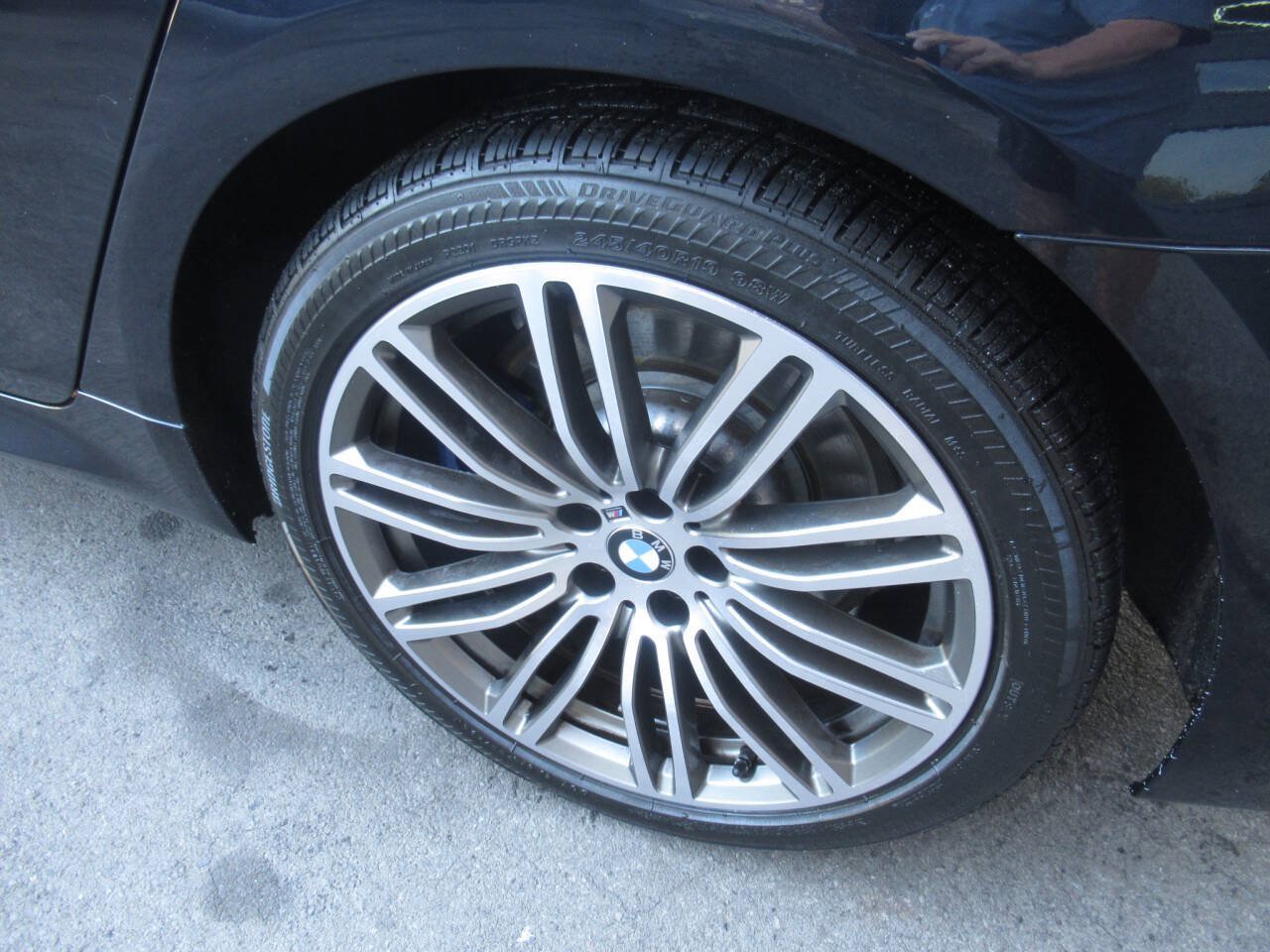Used 2020 BMW M550i xDrive w/ Premium Package AWD/4WD image 18