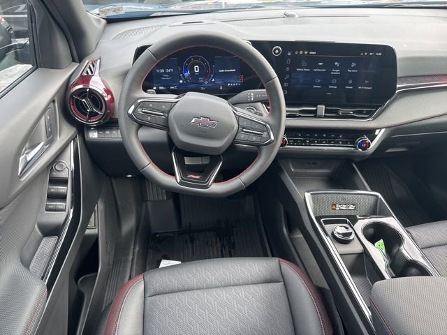 New 2026 Chevrolet Equinox RS w/ LPO, Floor Liner Package image 8