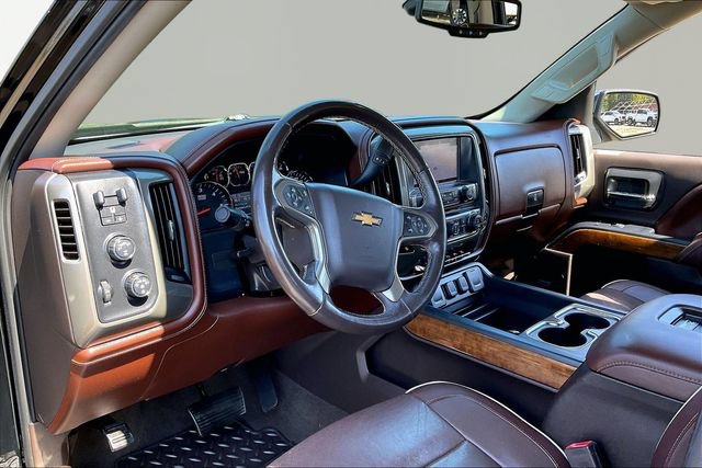 Used 2017 Chevrolet Silverado 1500 High Country AWD/4WD image 12