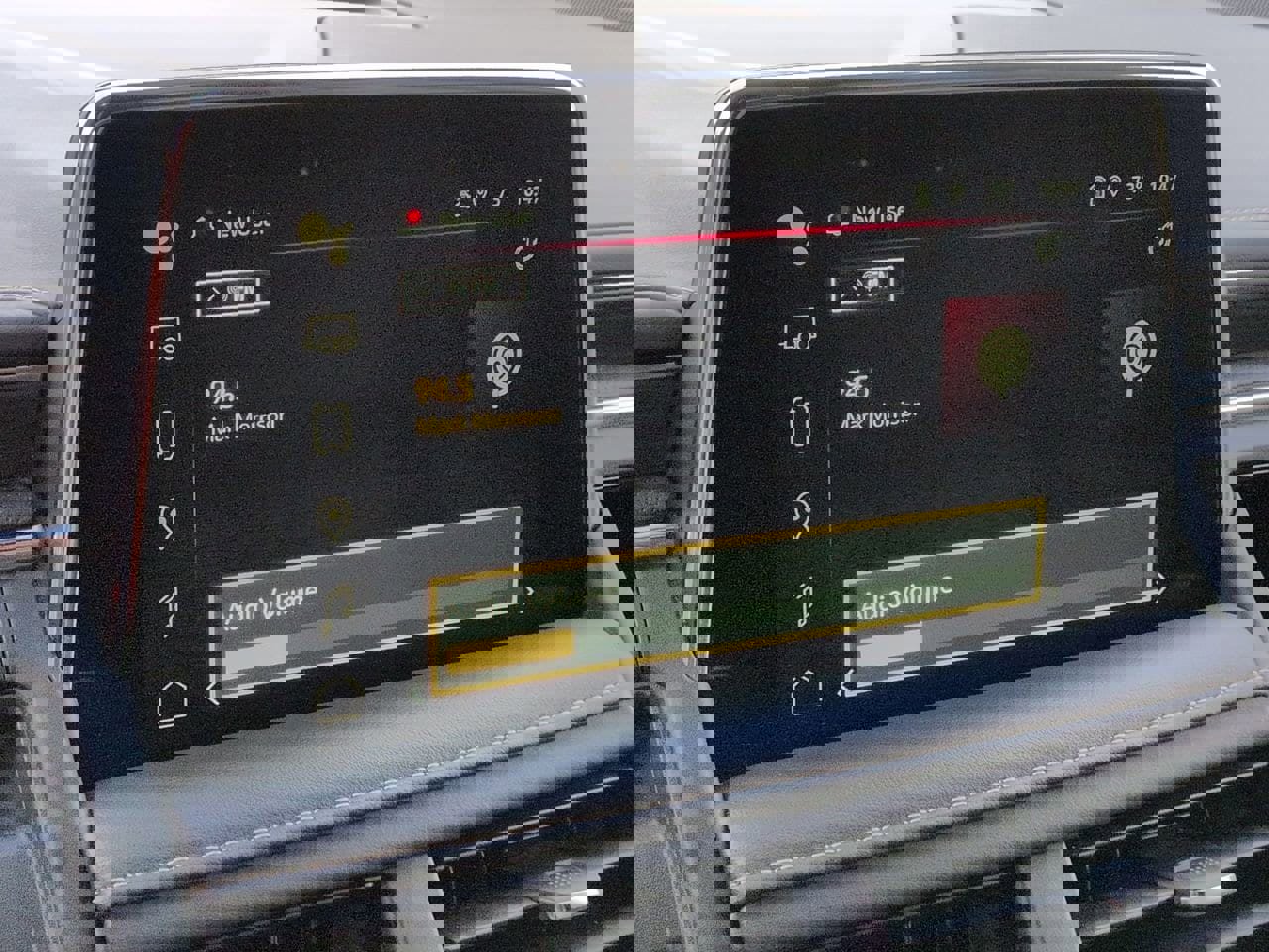 Used 2024 GMC Yukon SLT image 15