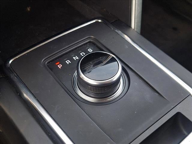 Used 2019 Land Rover Discovery Sport HSE image 14