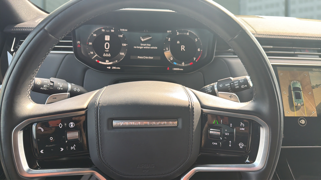Used 2024 Land Rover Range Rover Sport SE AWD/4WD image 26