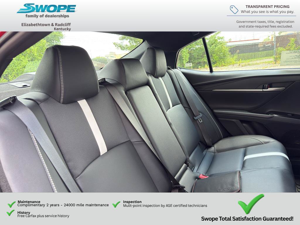 New 2026 Toyota Camry Hybrid FWD image 13