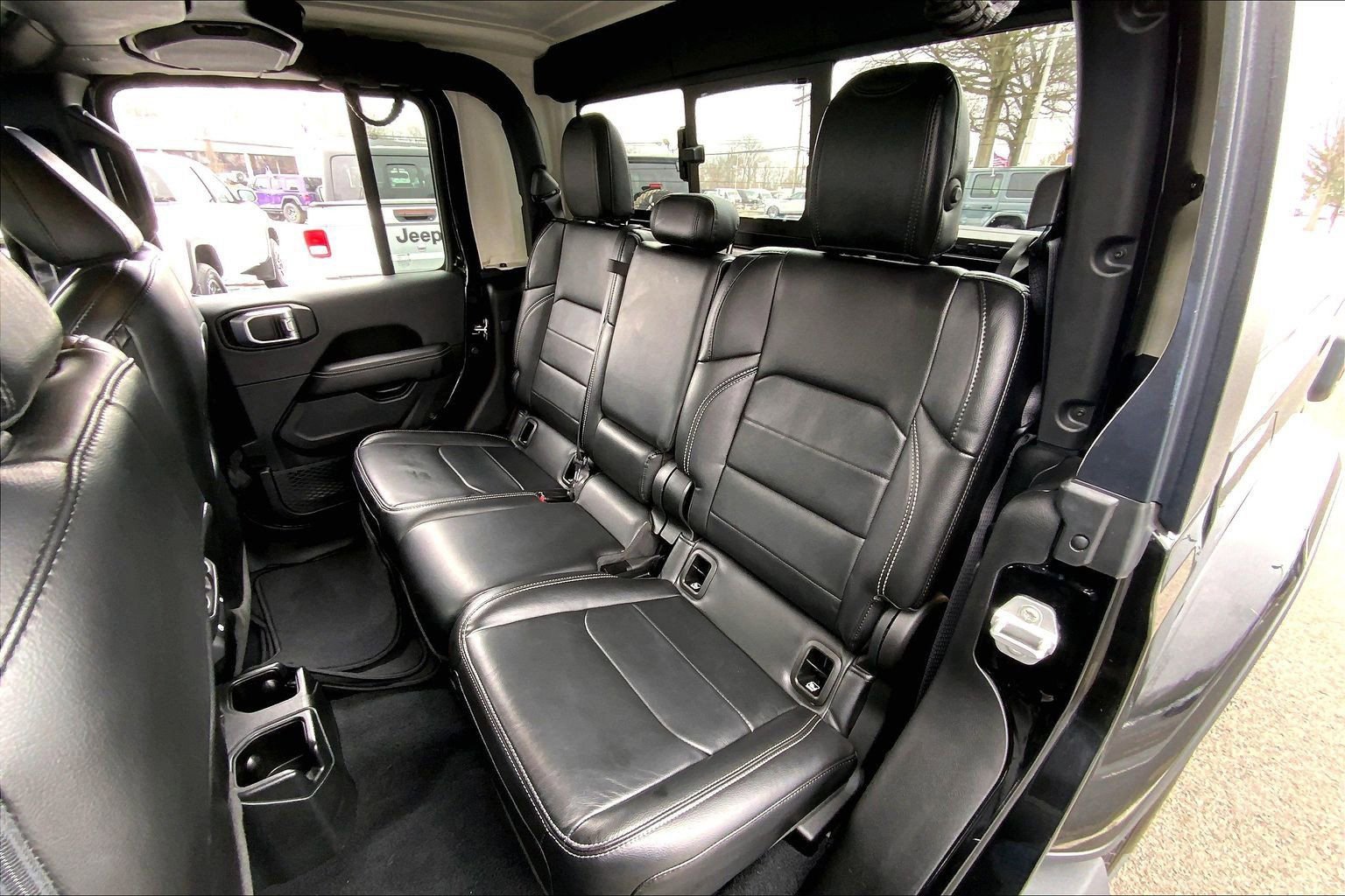 Certified 2023 Jeep Gladiator Overland w/ Popular Equipment Package image 18