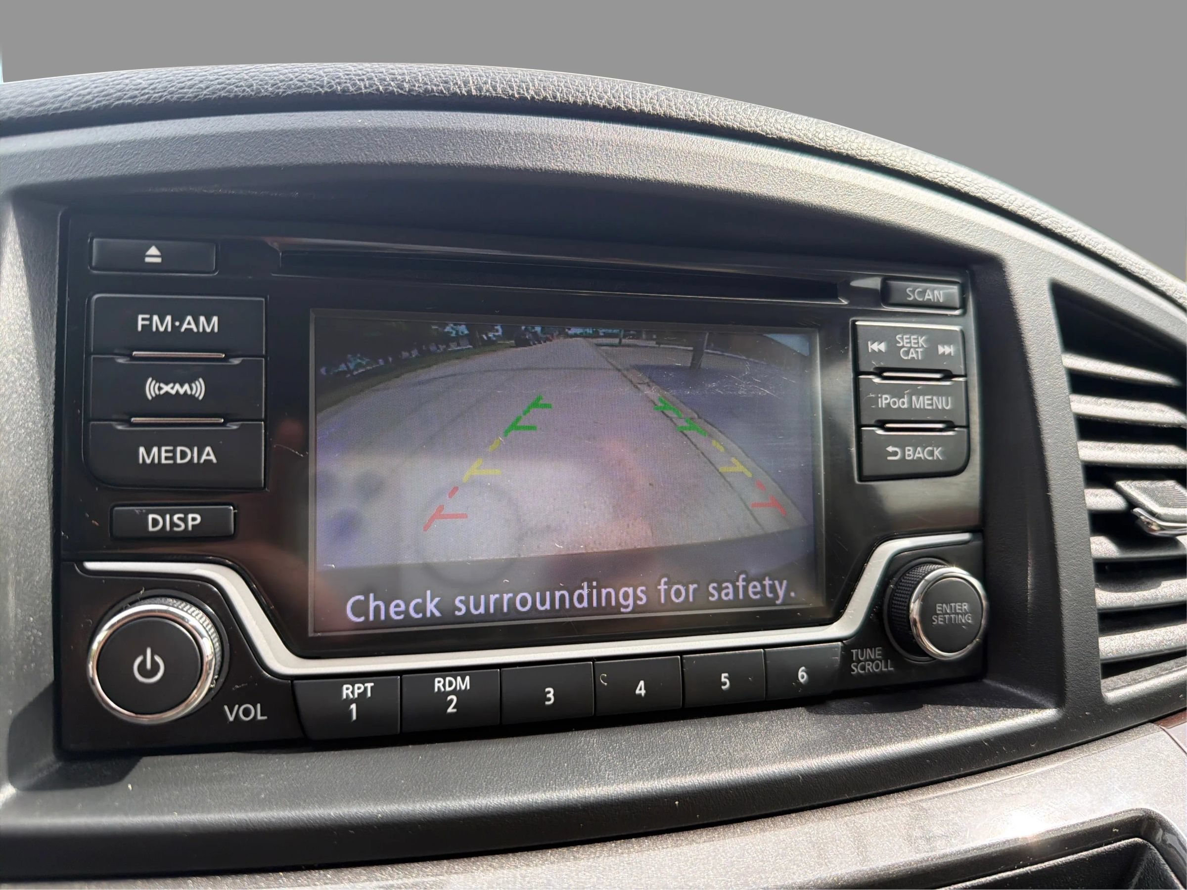 Used 2016 Nissan Quest SV FWD image 28