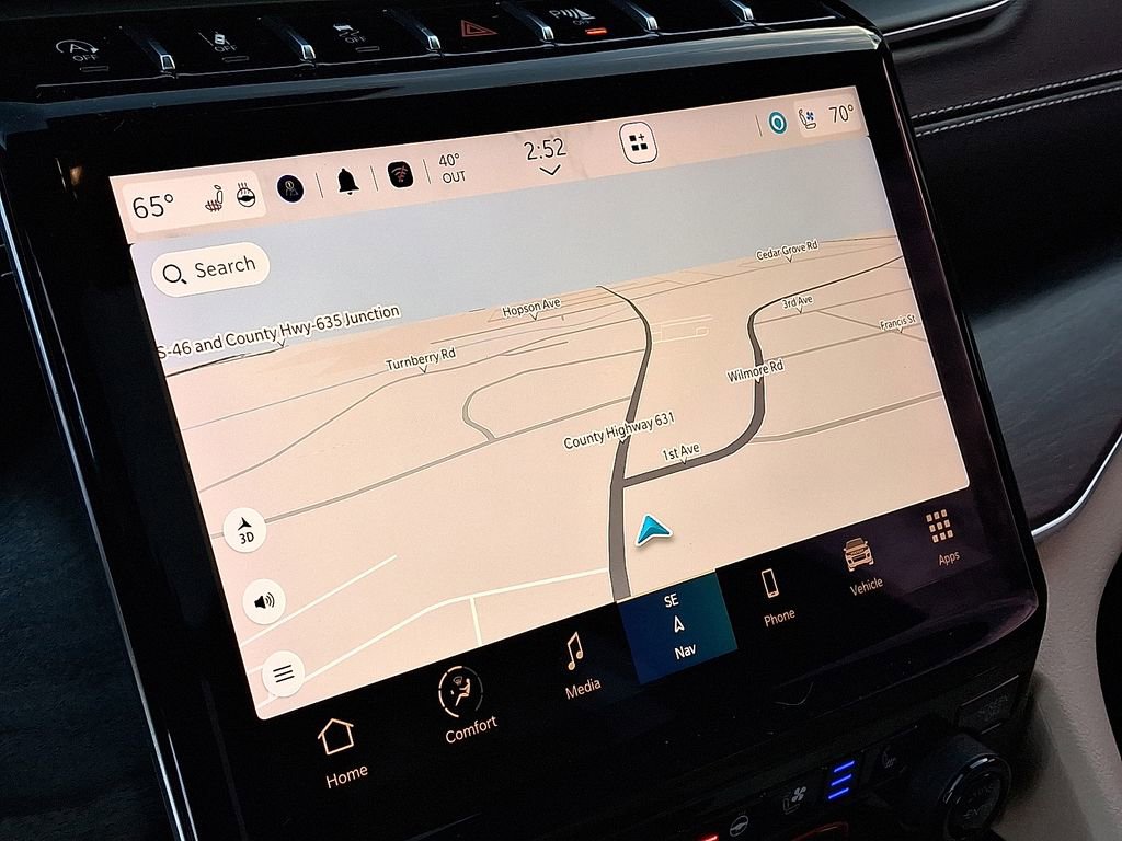 Used 2023 Jeep Grand Cherokee L Limited w/ Luxury Tech Group II image 17