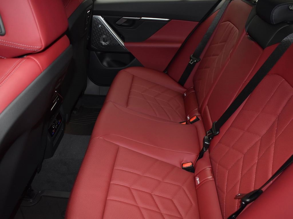 New 2026 BMW 530i w/ M Sport Package image 16