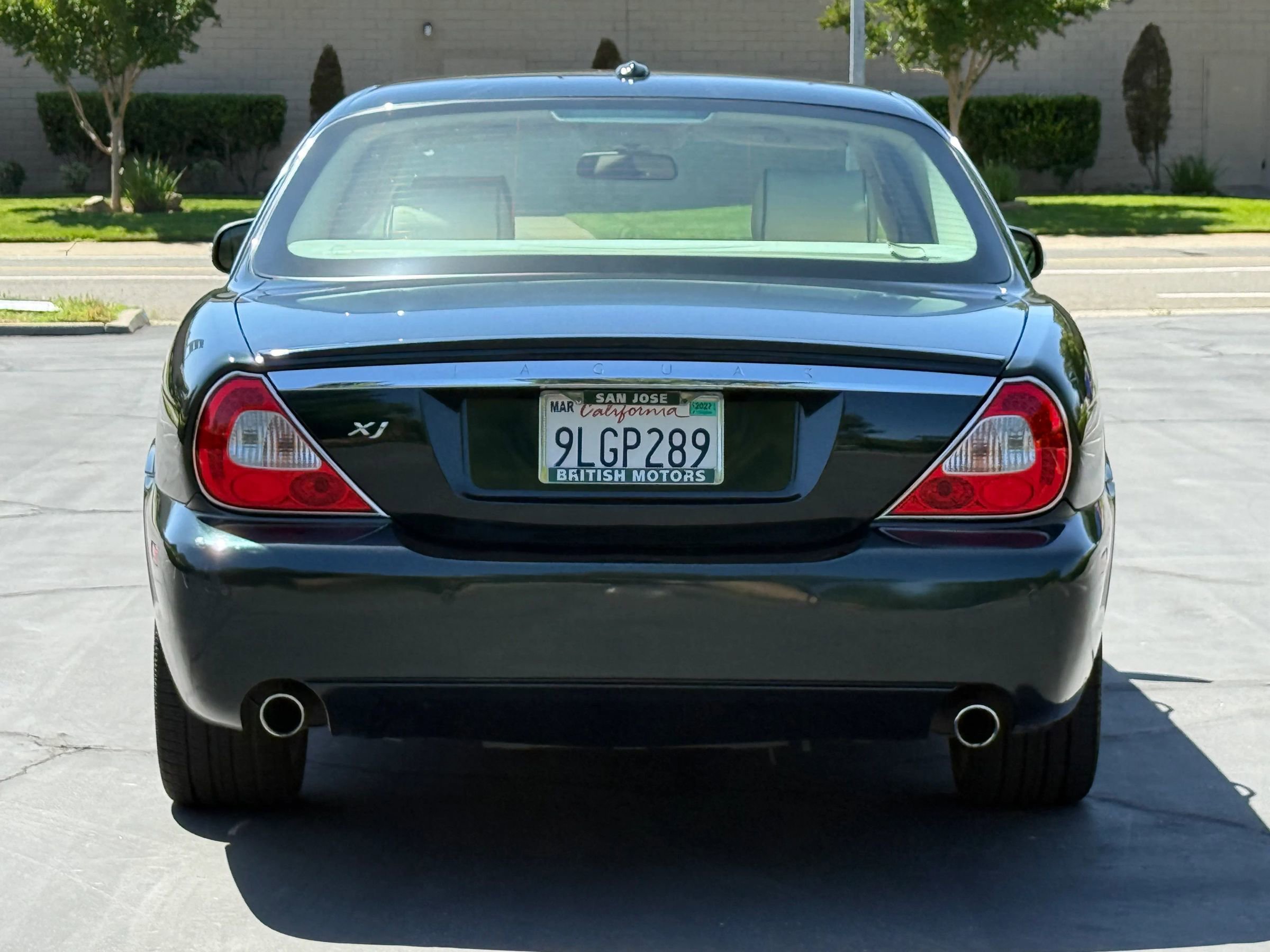 Used 2008 Jaguar XJ8 image 6