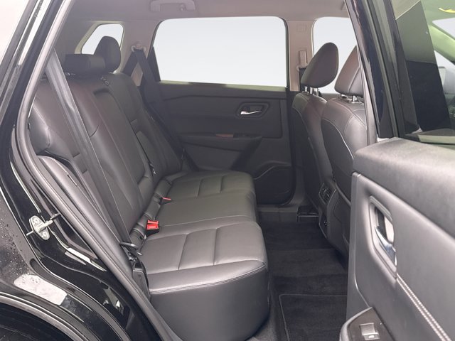 Used 2025 Nissan Rogue SL image 19