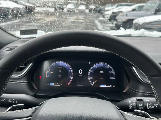 Used 2024 Jeep Grand Cherokee L Altitude image 22