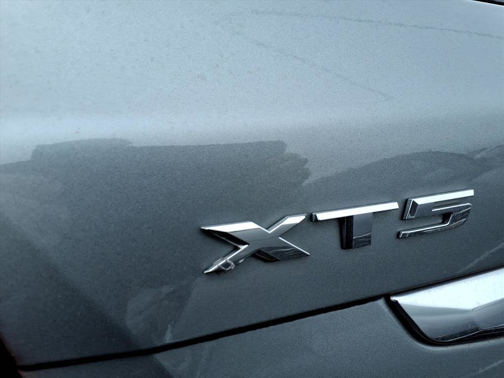 Certified 2023 Cadillac XT5 Premium Luxury w/ Technology Package image 9