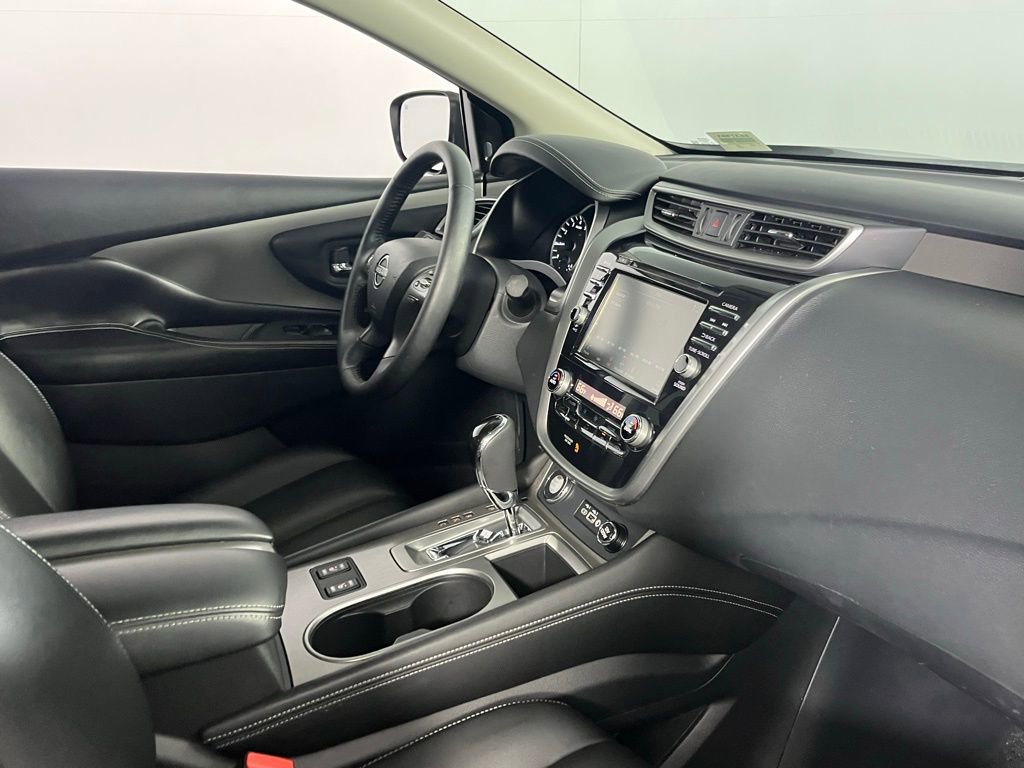 Used 2024 Nissan Murano SV image 31