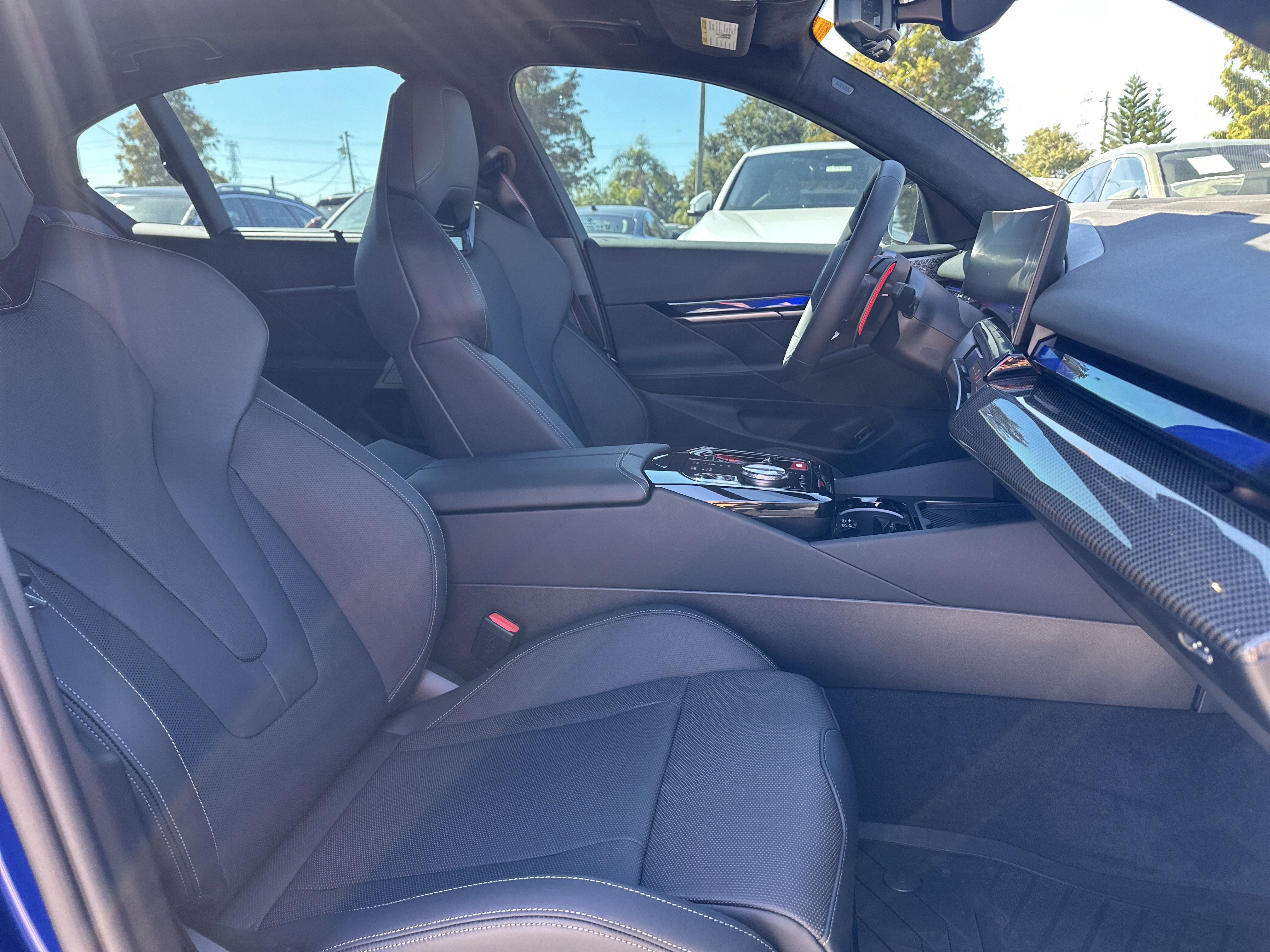 Used 2026 BMW M5 w/ Carbon Package image 7