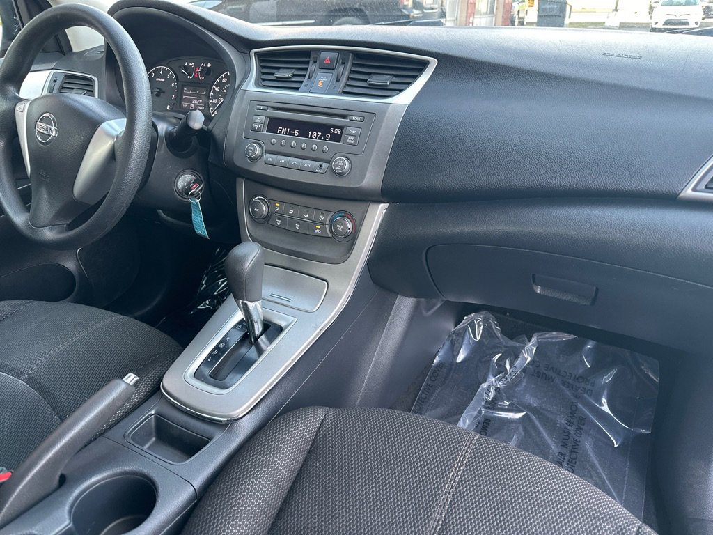 Used 2013 Nissan Sentra S image 8
