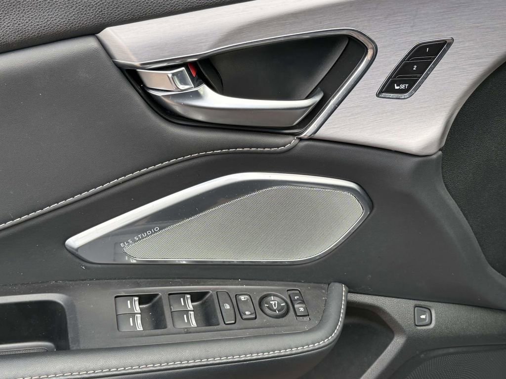 Certified 2023 Acura RDX w/ Technology Package image 10