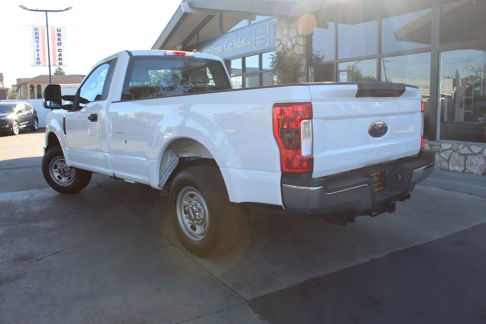 Used 2017 Ford F250 XL w/ Power Equipment Group RWD image 3