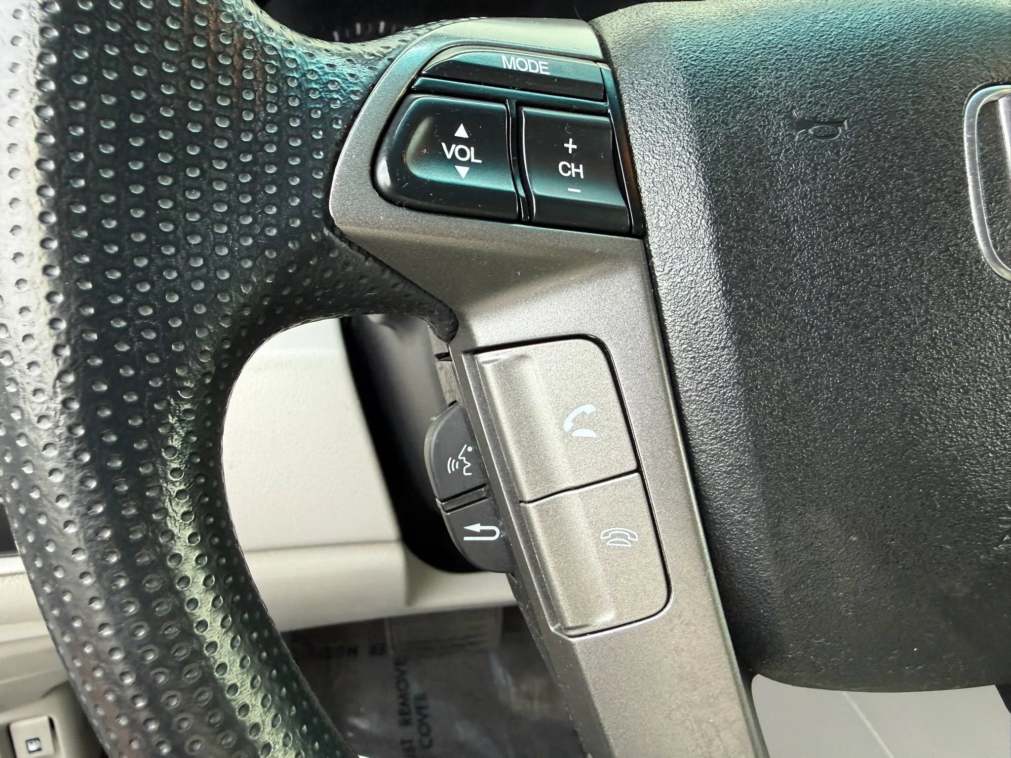 Used 2012 Honda Odyssey EX image 29