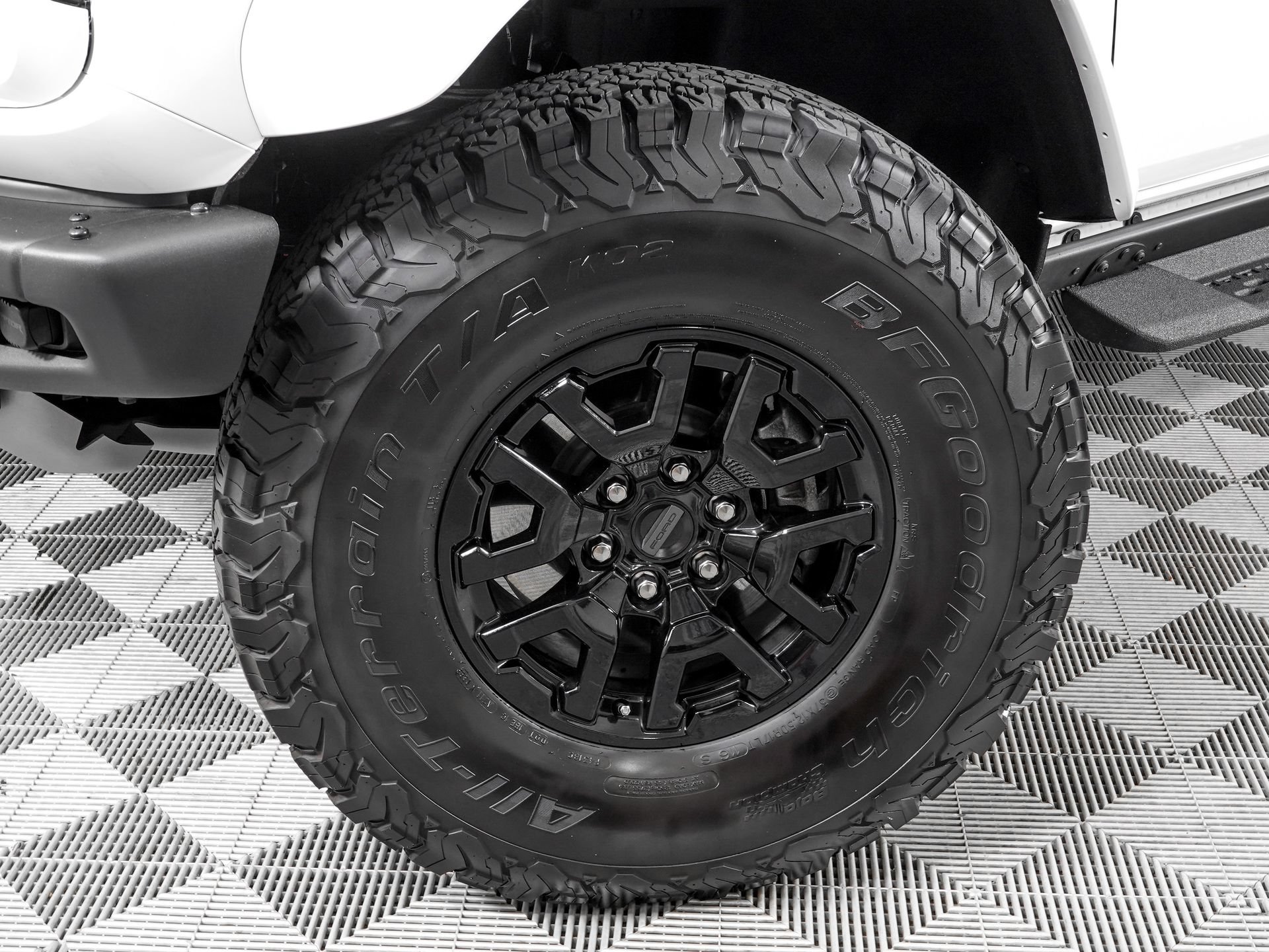 Used 2025 Ford Bronco Raptor AWD/4WD image 28