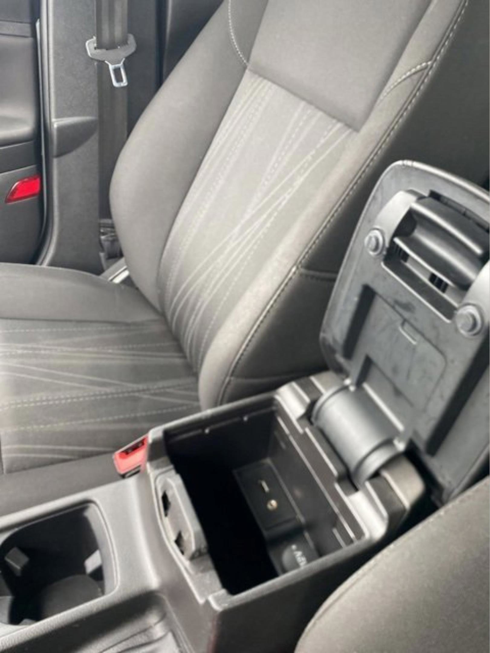 Used 2017 Ford Focus SE image 28