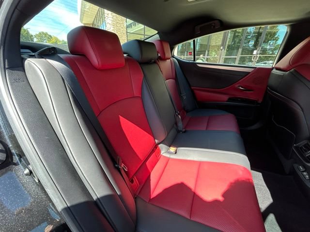 Used 2022 Lexus ES 300h F Sport w/ Accessory Package 2 FWD image 32