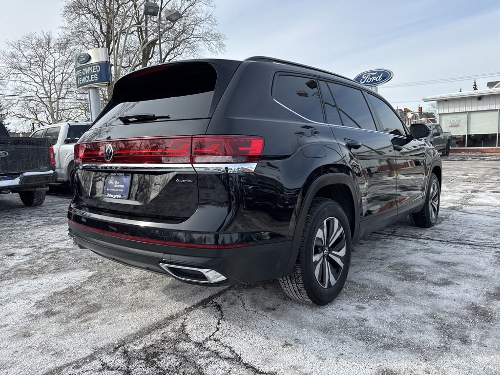 Used 2024 Volkswagen Atlas SE image 4
