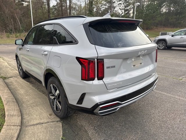 Used 2023 Kia Sorento EX image 4