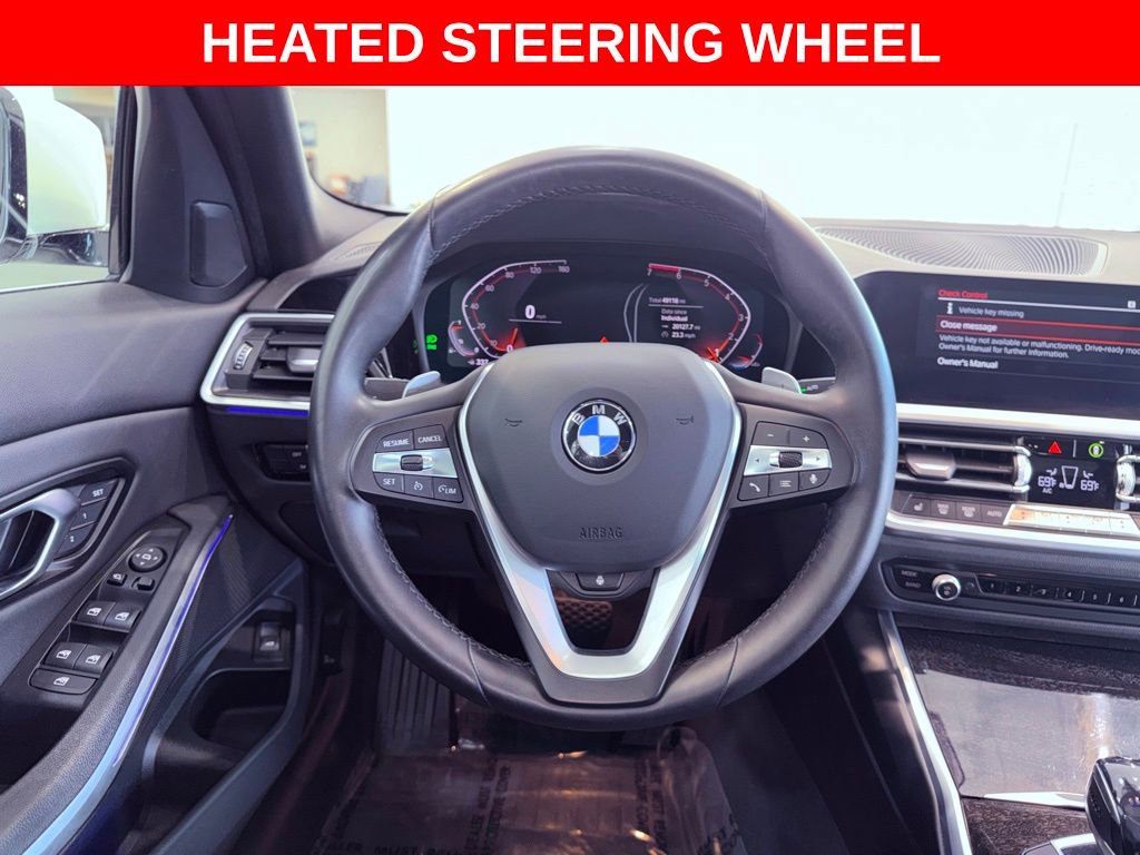 Used 2020 BMW 330i xDrive Sedan w/ Premium Package image 10