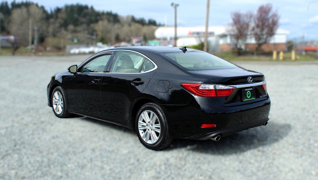 Used 2013 Lexus ES 350 w/ Luxury Pkg image 5