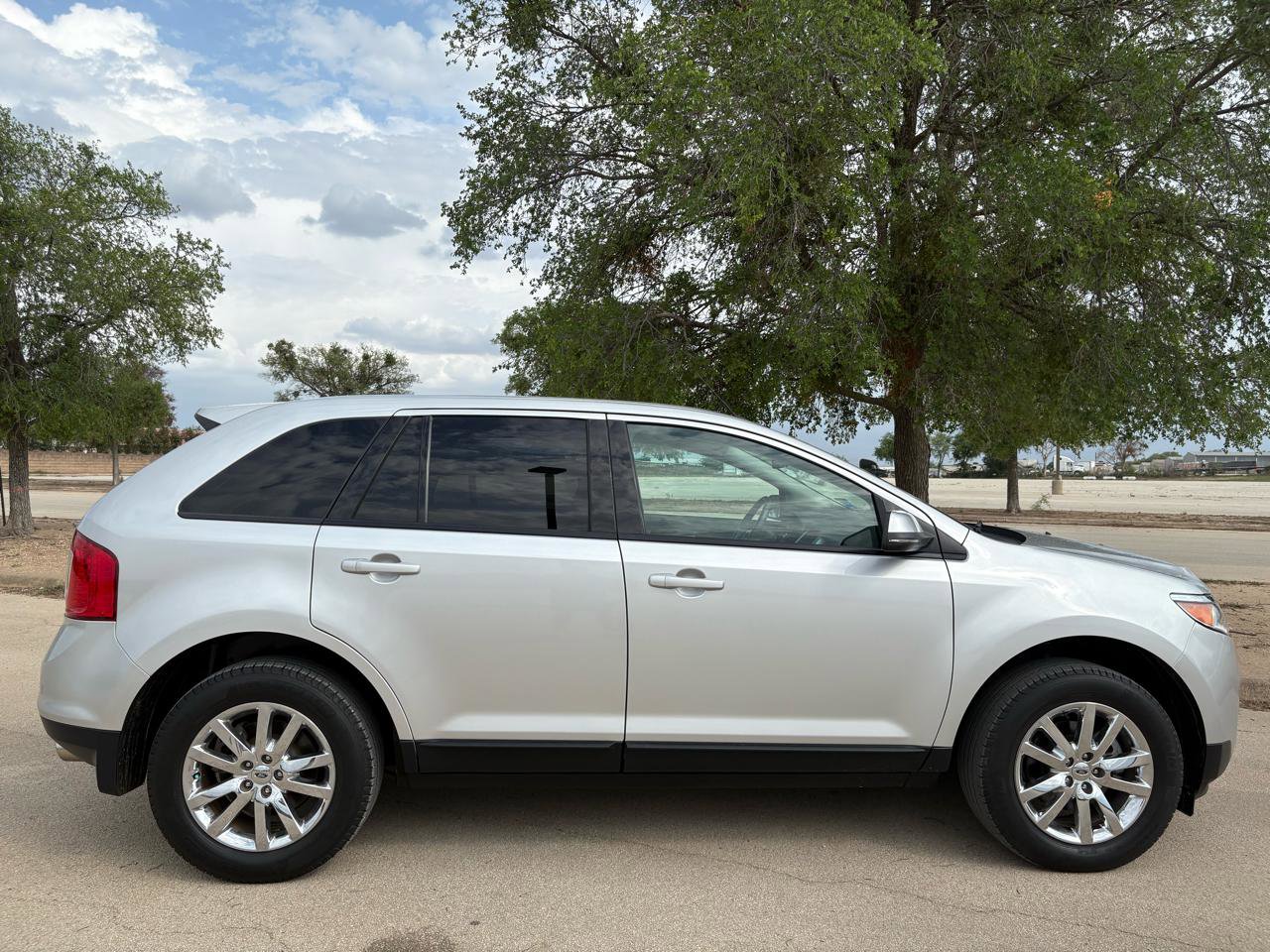 Used 2012 Ford Edge SEL image 54