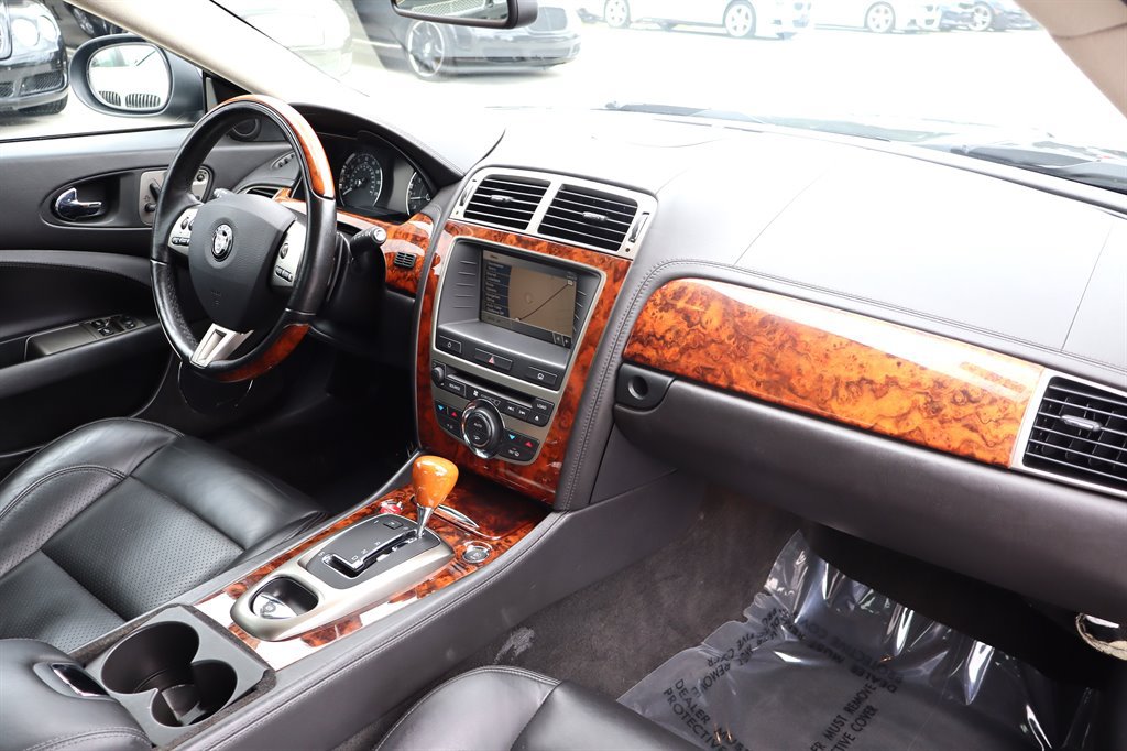 Used 2007 Jaguar XK Coupe RWD image 18
