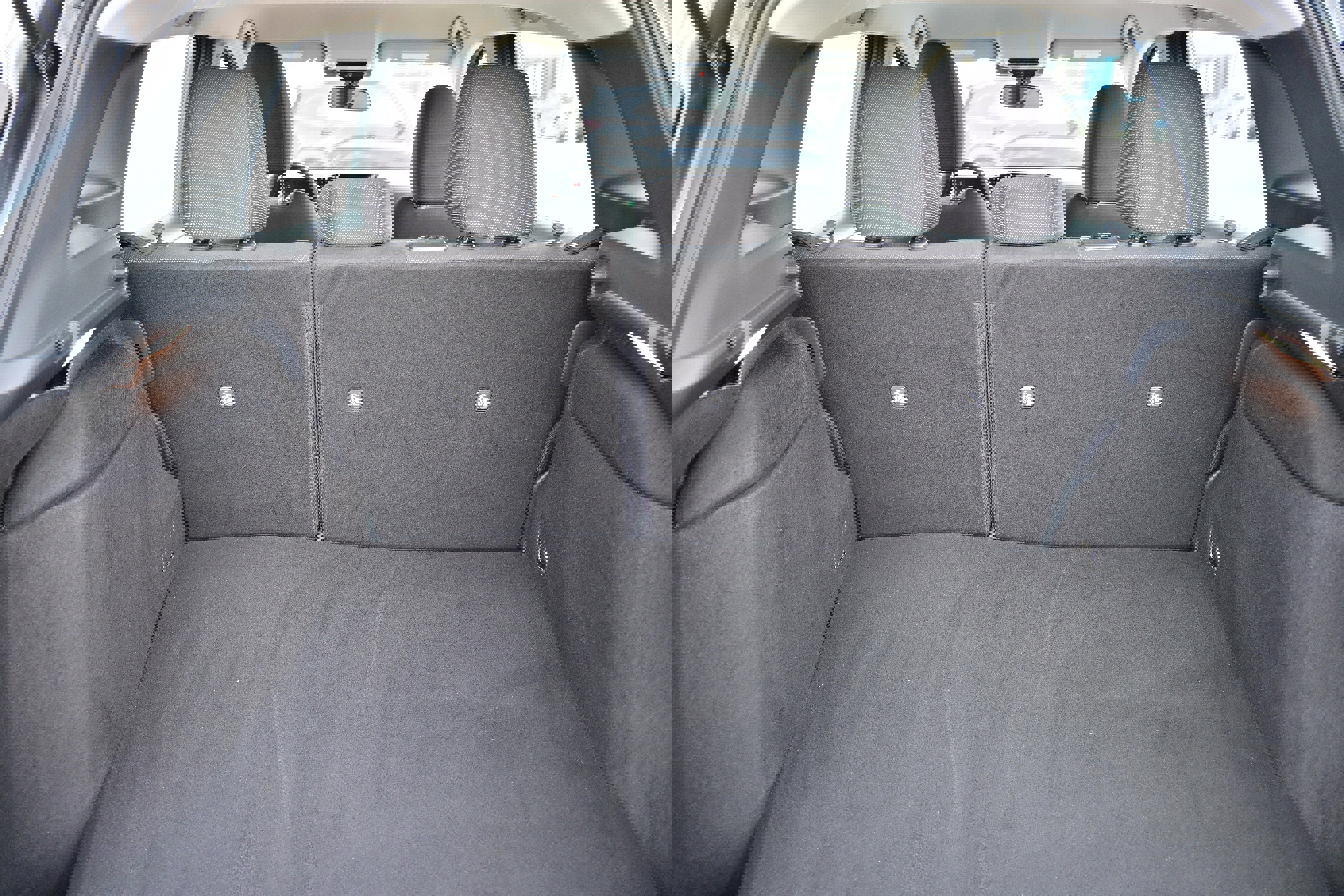 Certified 2025 Nissan Kicks S image 12