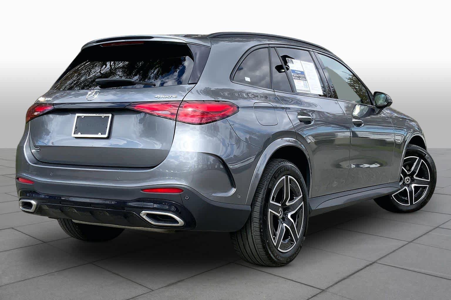 Used 2023 Mercedes-Benz GLC 300 4MATIC image 13