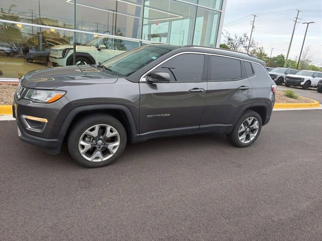 Used 2020 Jeep Compass Limited AWD/4WD image 19
