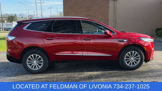 Certified 2024 Buick Enclave Essence w/ LPO, Cargo Package FWD image 9