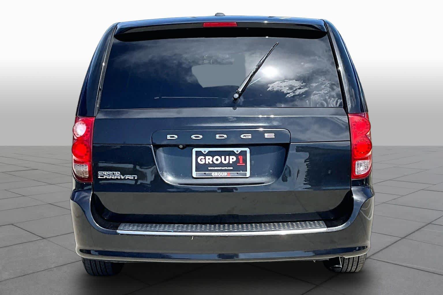 Used 2015 Dodge Grand Caravan SE FWD image 5