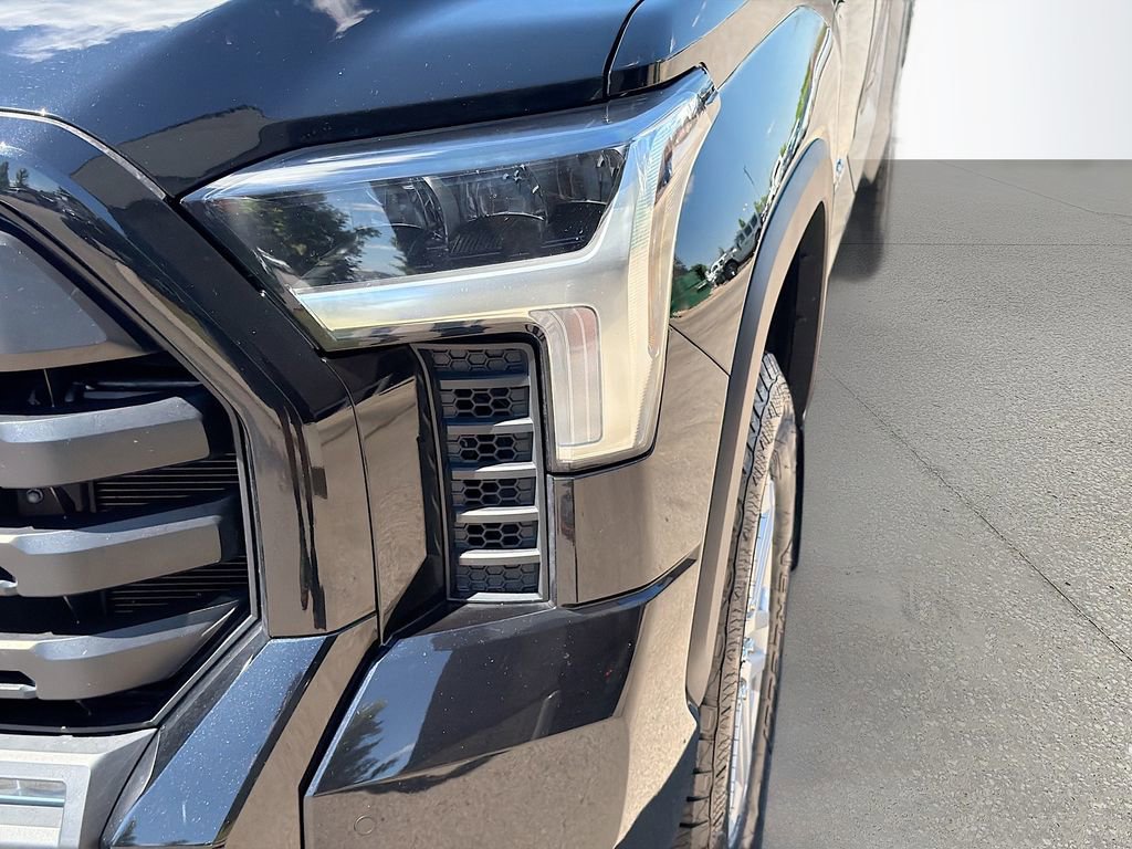 Used 2023 Toyota Tundra SR5 w/ SR5 Premium Package AWD/4WD image 10