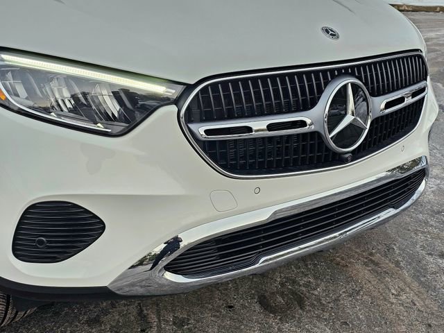 New 2026 Mercedes-Benz GLC 300 GLC 300 image 3