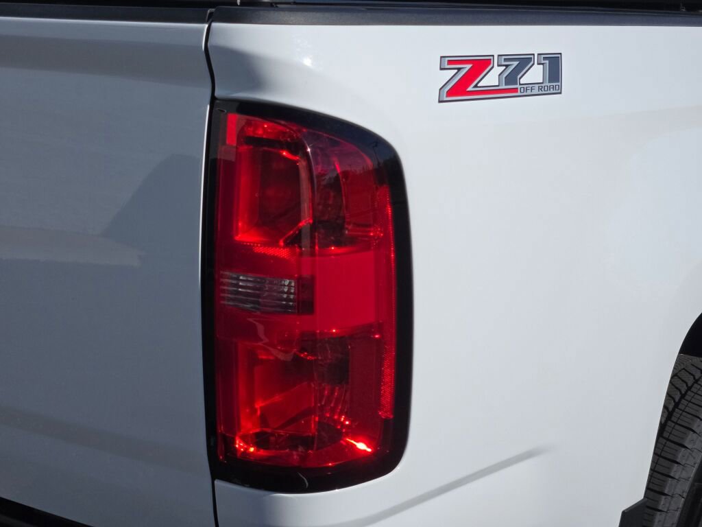 Used 2020 Chevrolet Colorado Z71 image 11