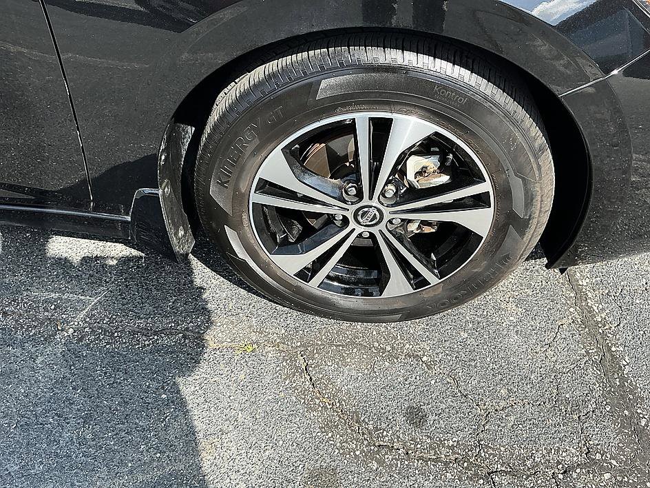 Certified 2023 Nissan Sentra SV FWD image 10