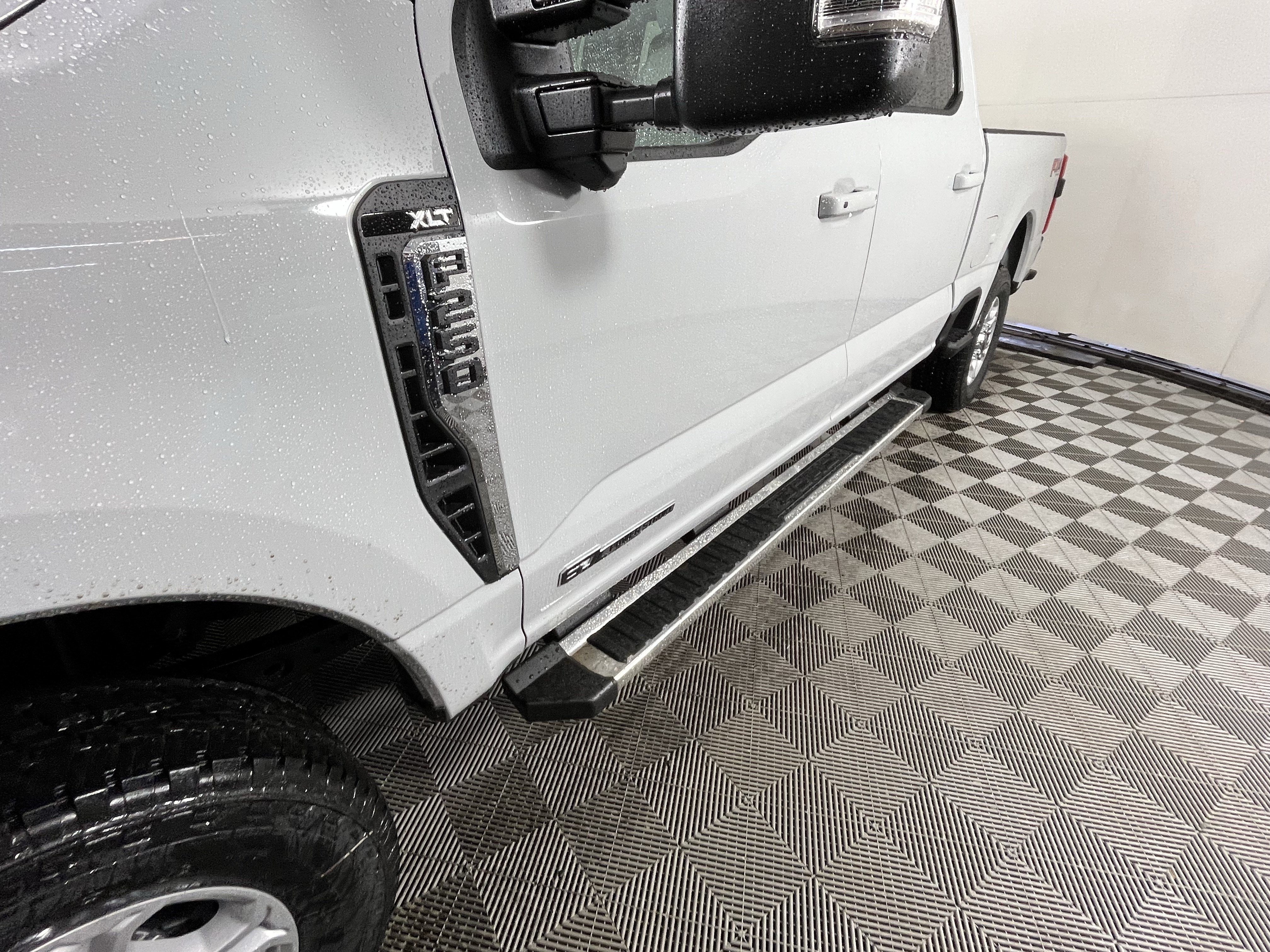 New 2026 Ford F250 XLT w/ XLT Premium Package AWD/4WD image 8