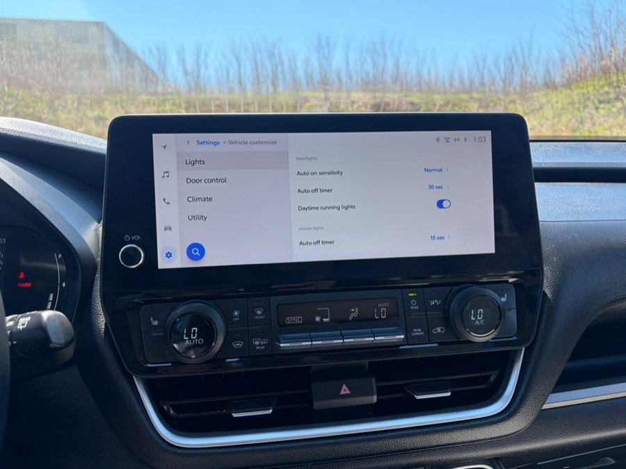 Used 2025 Toyota Grand Highlander AWD image 36