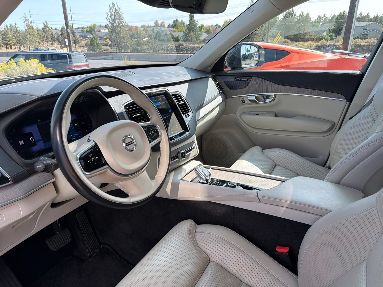 Used 2023 Volvo XC90 B6 Ultimate w/ Protection Package Premier AWD/4WD image 20