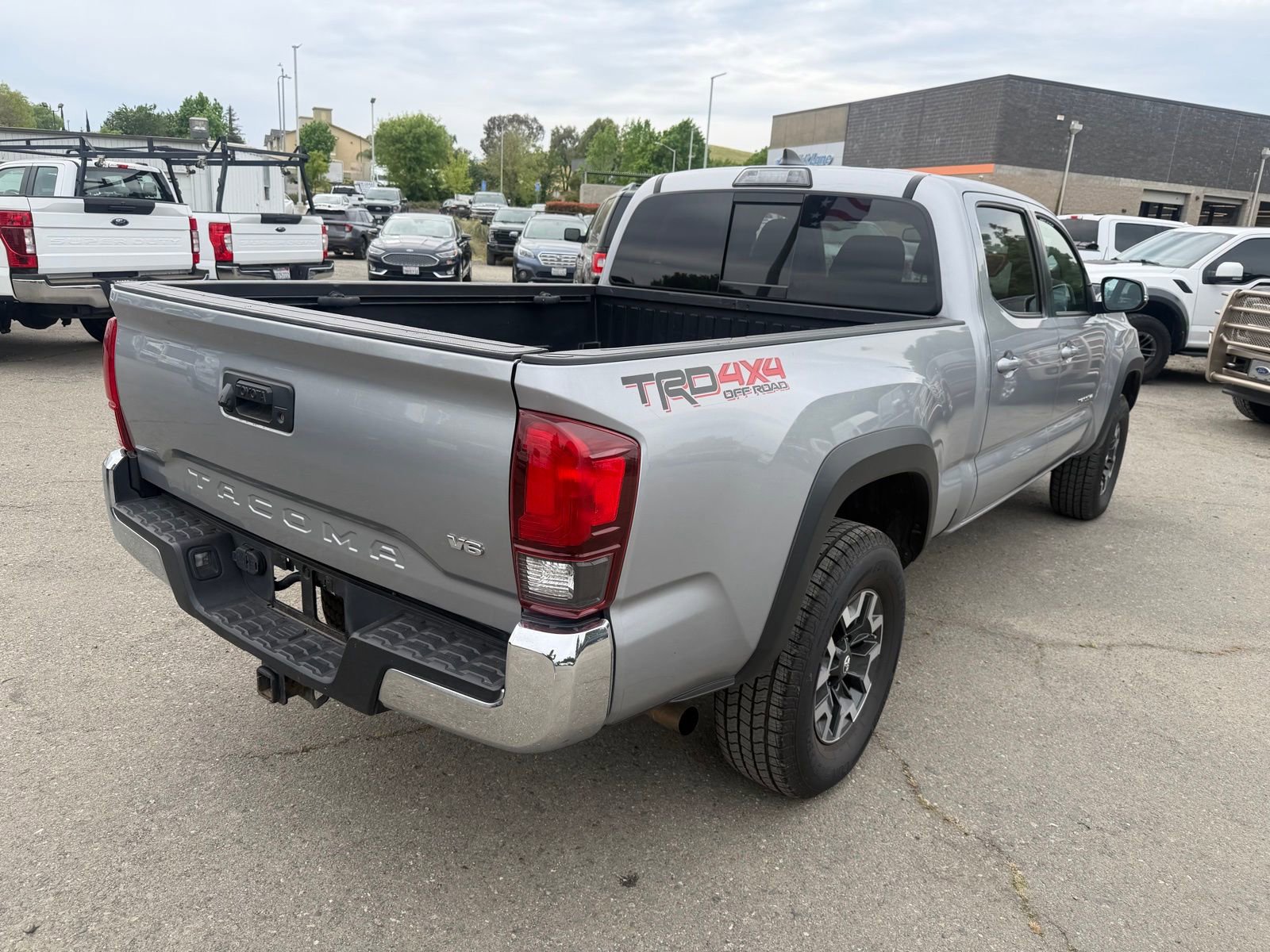 Used 2019 Toyota Tacoma TRD Off-Road w/ TRD Premium Off Road Package image 5