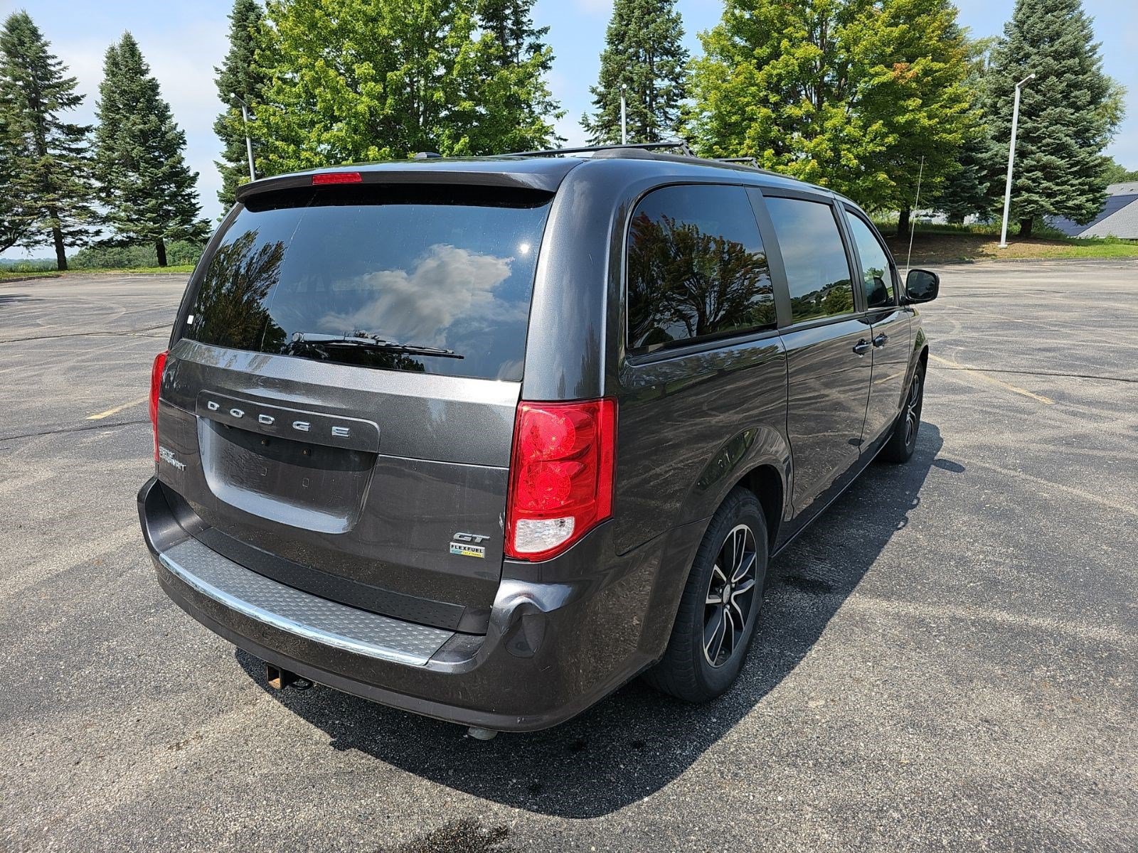 Used 2019 Dodge Grand Caravan GT FWD image 6