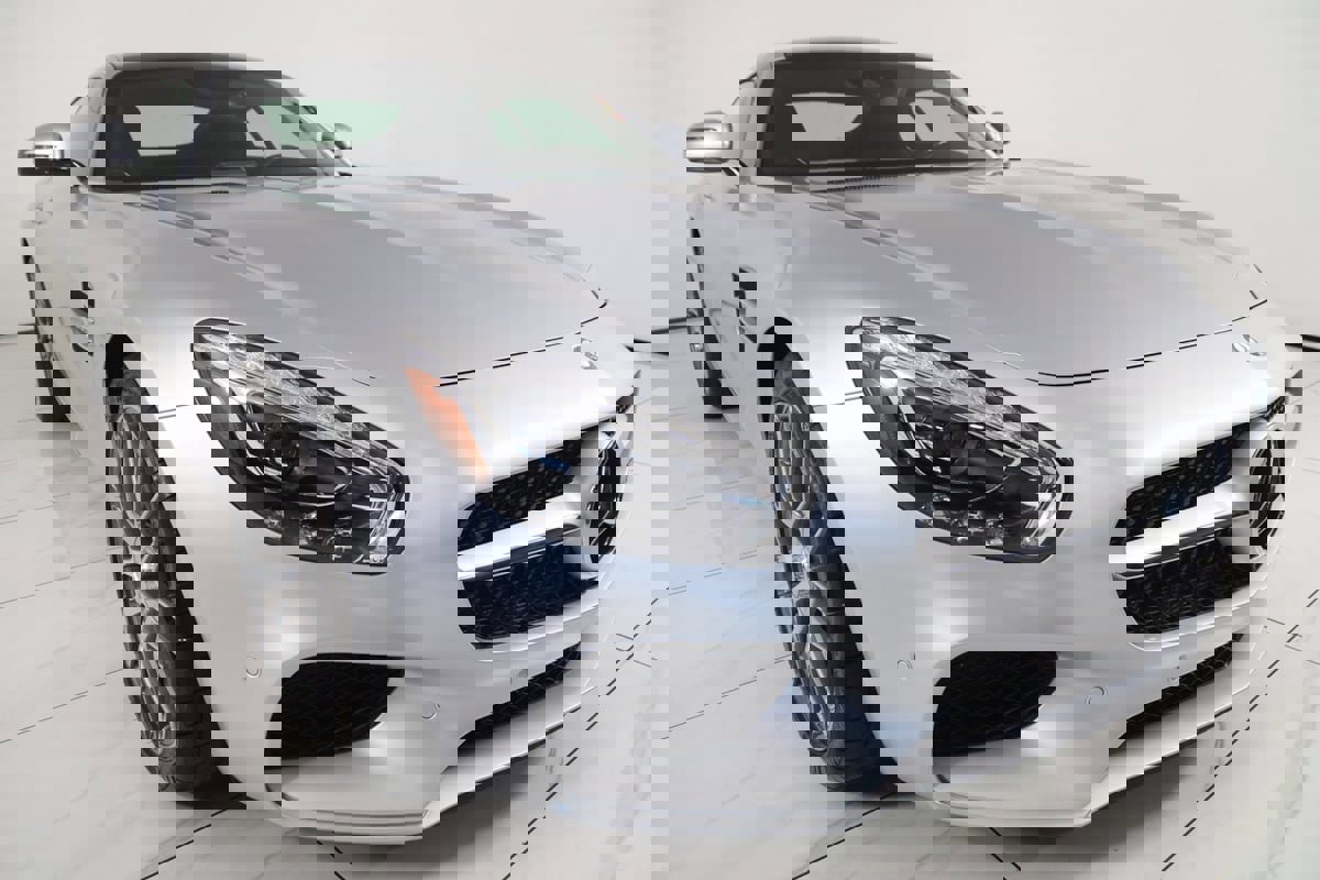 Used 2017 Mercedes-Benz AMG GT Coupe w/ Exclusive Interior Package image 83