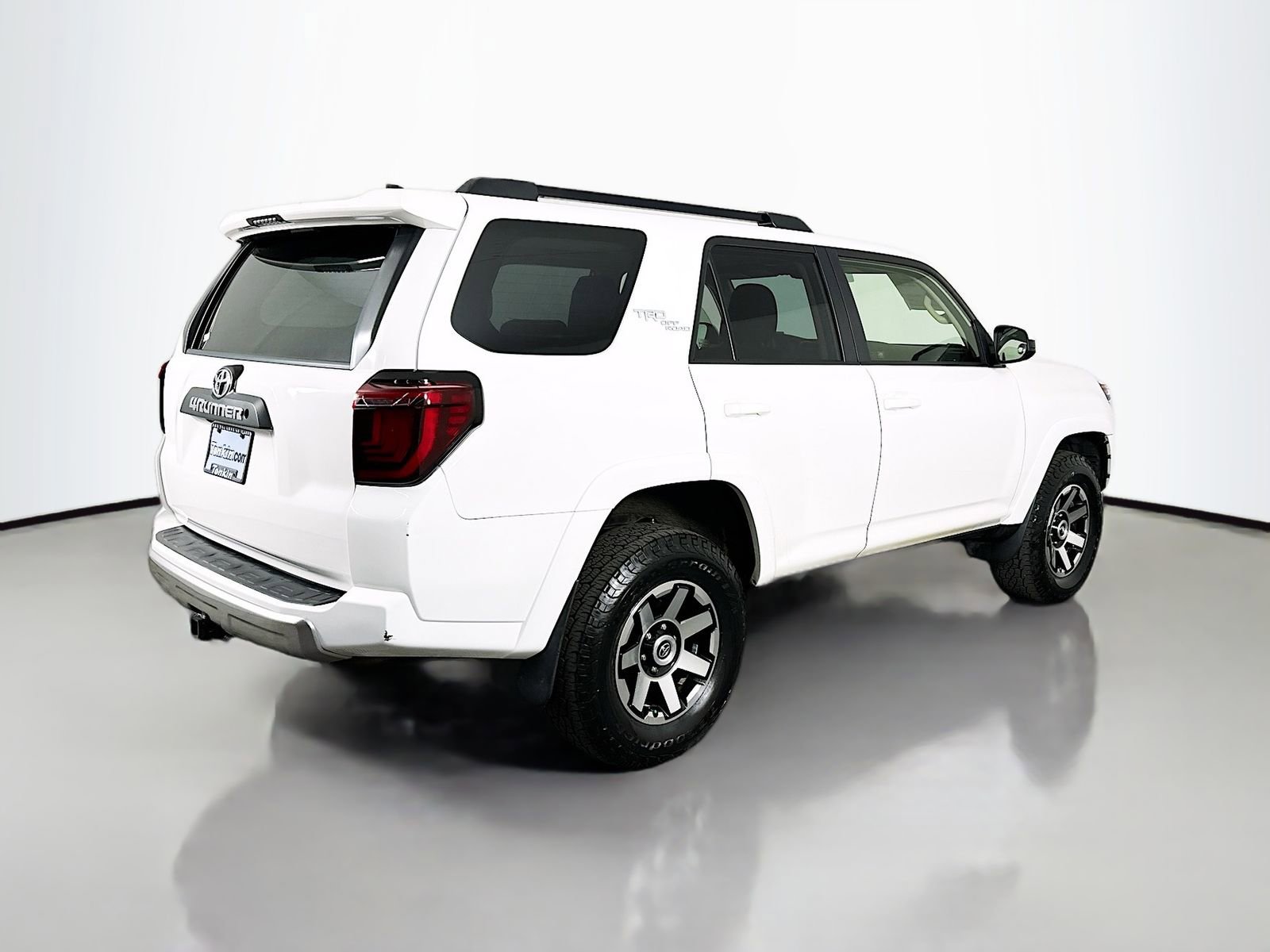 Used 2019 Toyota 4Runner TRD Off-Road AWD/4WD image 7