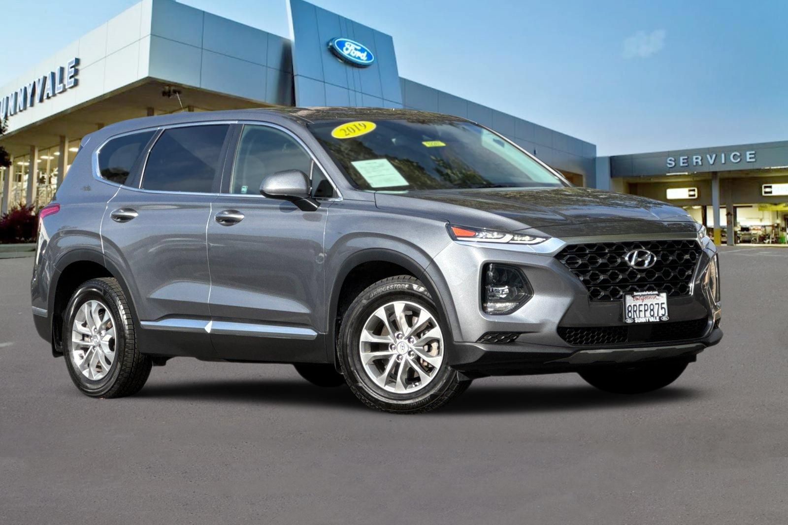 Used 2019 Hyundai Santa Fe SE AWD/4WD image 2